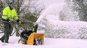Снегоуборочная техника