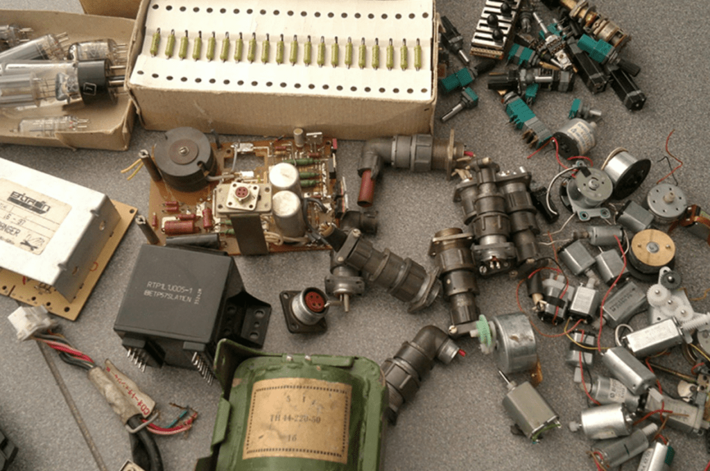 Как происходит процесс скупки радиолома?