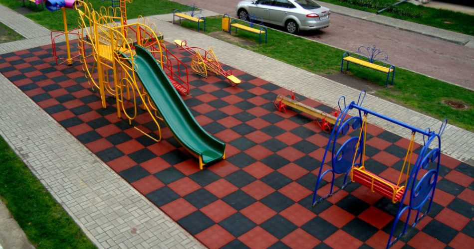 Покрытие для площадок из резиновой крошки