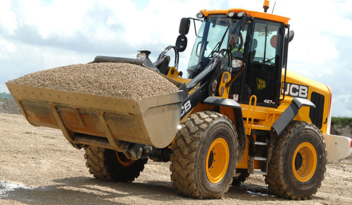 Колесные фронтальные погрузчики: Универсальные гиганты стройплощадки