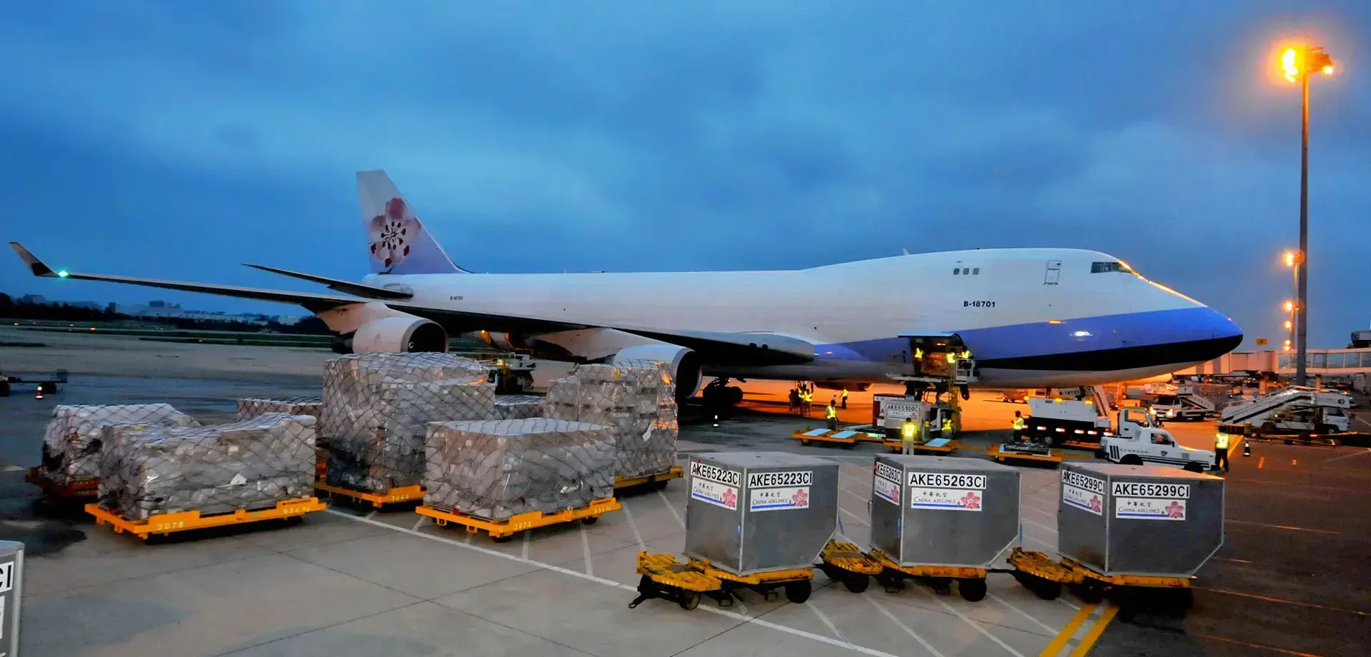 Авиаперевозки из Китая: Все, что нужно знать